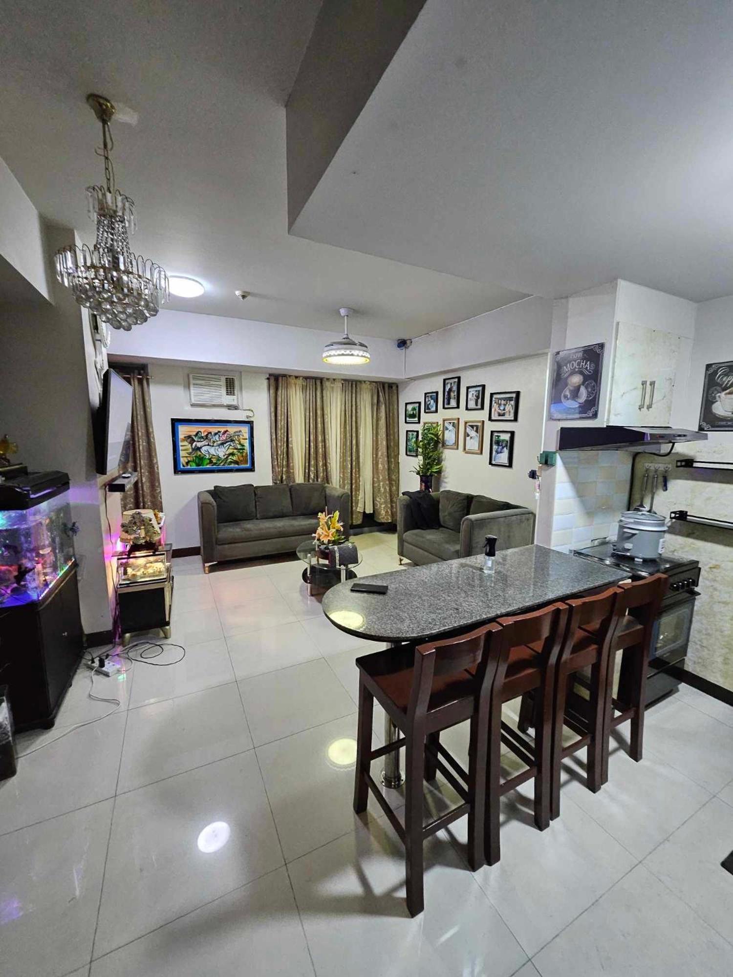 Cubao Manhattan Heights Unit 5A Tower C Ciudad Quezon Exterior foto