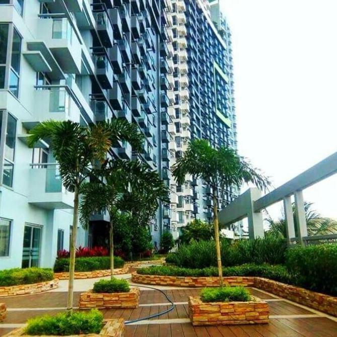 Cubao Manhattan Heights Unit 5A Tower C Ciudad Quezon Exterior foto